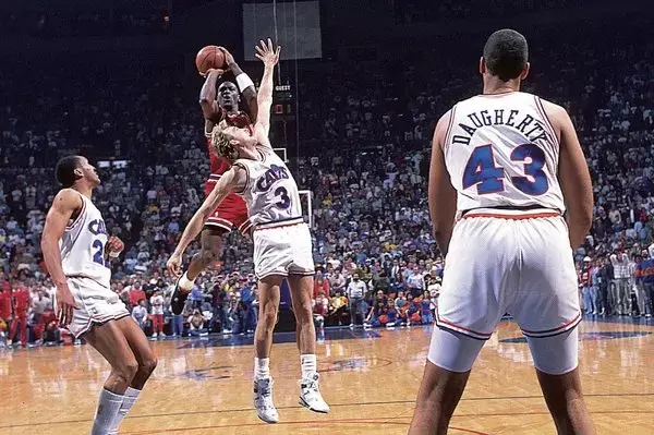 Michael Jordan over Craig Ehlo