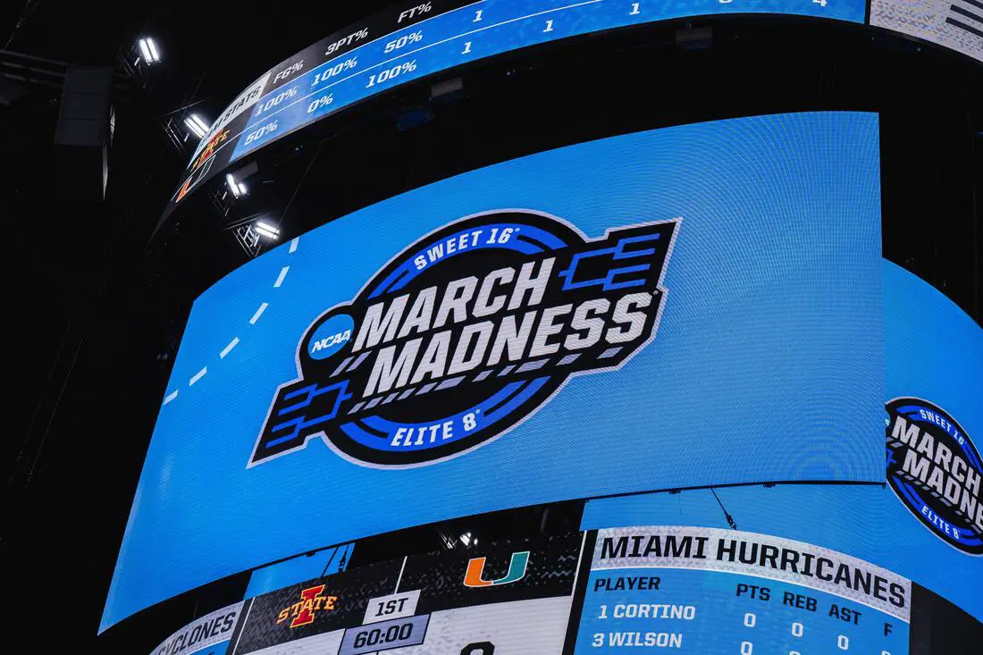 Sweet 16 march madness photo